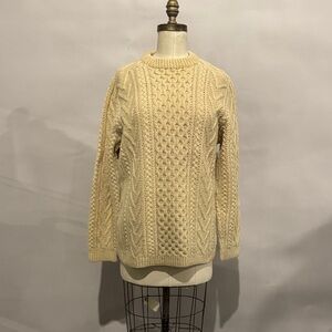 St Patrick’s Day!! Unisex, Vintage, made in Ireland… hand cable knit sweater